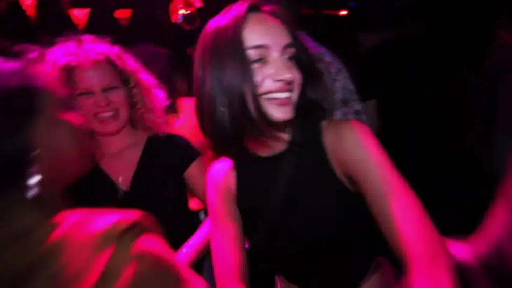 Zwei Tänzer im Bird, Rotterdam, 2019
